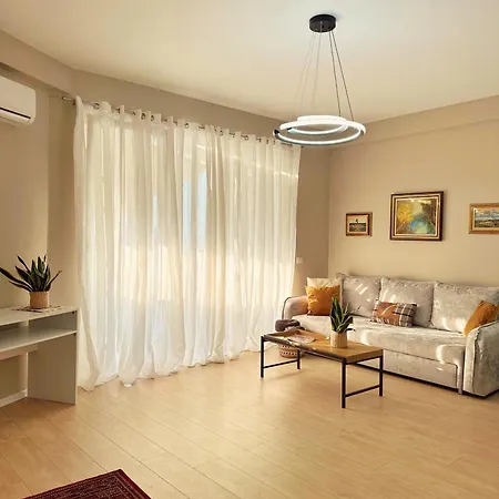 Smart Rent * ティラナ